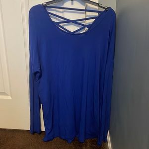 Signature Weekend blue long sleeved top L